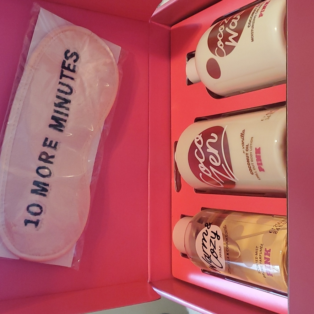 Pink Victoria Secrect Girls Night In gift set